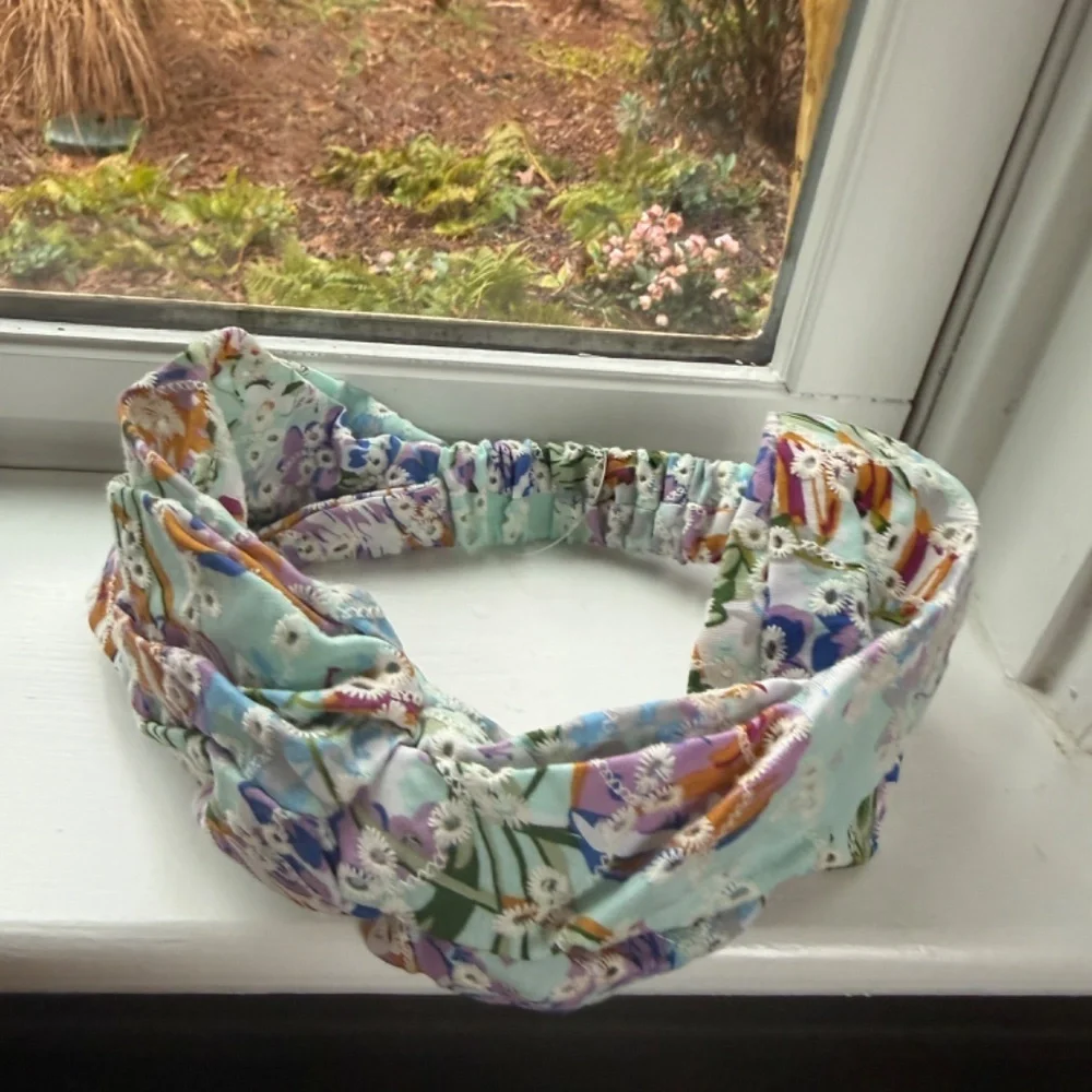 Anthropologie Antonia Embroidered Eyelet Headband Blue Floral